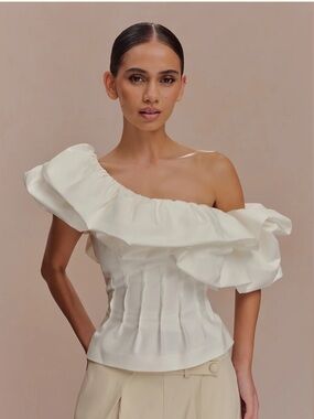 Meshki white Debbie top size xs